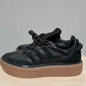 [NWT] Ivy Park Adidas Supersleek 72 (gumsole) - Womens Size 7